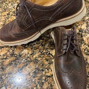 Martin Dingman Oxford Dress shoes. Wore one time so like new cond. Mens 10.5